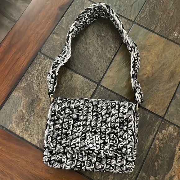 Crochet Black & Gray & White Small Shoulder Bag- magnetic closure- New Handmade - Picture 2 of 12